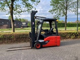 Thumbnail of Forklift Linde E20L-02 Electric 200kg 2016