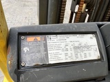 Miniaturansicht von Gabelstapler Hyster J2.50XM-717 Elektro 2290 kg 4,95 m 1999