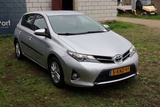 Miniaturansicht von Toyota Auris Elektro+Benzin 99 PS 2013