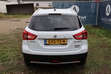 Minituur van Suzuki SX4 Elektrisch+Benzine 129pk 2021