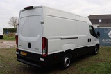Minituur van Bestelwagen Iveco Daily 35S14 Diesel 136pk 2023
