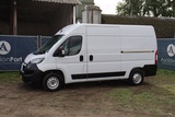 Minituur van Bestelwagen Peugeot BOXER Diesel 140pk 2021