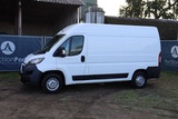 Miniaturansicht von Peugeot BOXER Diesel 131 PS 2018 Van