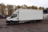 Minituur van Trekker Iveco Daily 50C18 Diesel 180pk 2017 met oplegger Veldhuizen