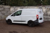 Minituur van Bestelwagen Ford Transit Courier Diesel 123pk