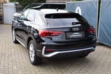 Minituur van SUV Audi Q3 Sportback Benzine 2023
