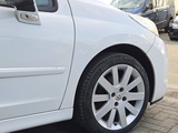 Minituur van Peugeot 207 CC 1.6 VTI Benzine 2011 (Marge)