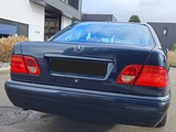 Minituur van Mercedes-Benz E300 D Automatic (Marge)