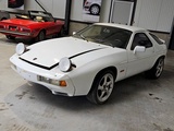 Minituur van Porsche 928 S (project-staat)