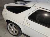 Minituur van Porsche 928 S (project-staat)