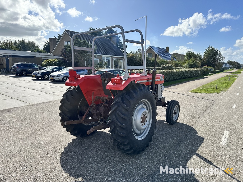 Massey Ferguson 165