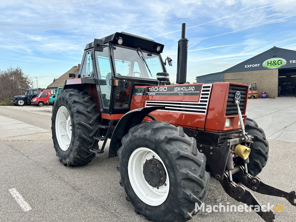 New Holland 180-90 DT