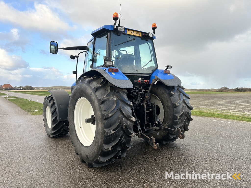 New Holland TM 165