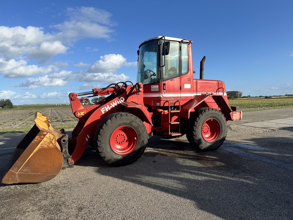 Fiat-Hitachi FH-W110
