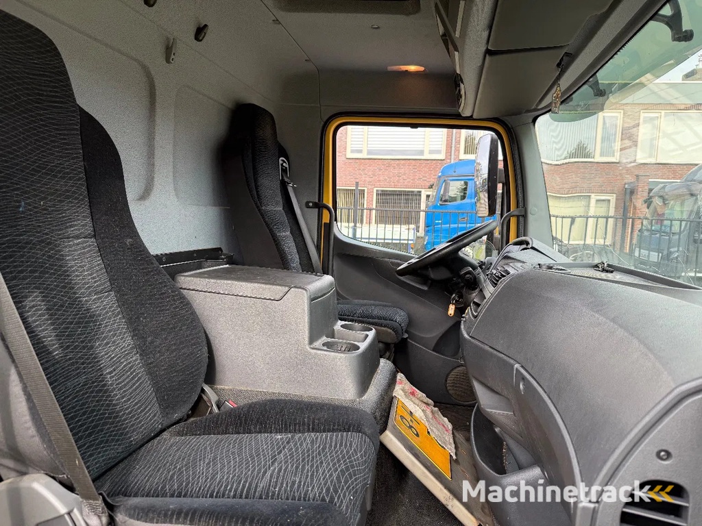 Mercedes-Benz Atego 1318 L