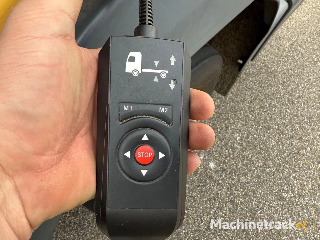 Mercedes-Benz Atego 1318 L