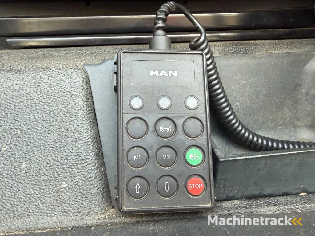 MAN TGX 26.440 6X2 BLS ONLY 485.000 km 3-2016