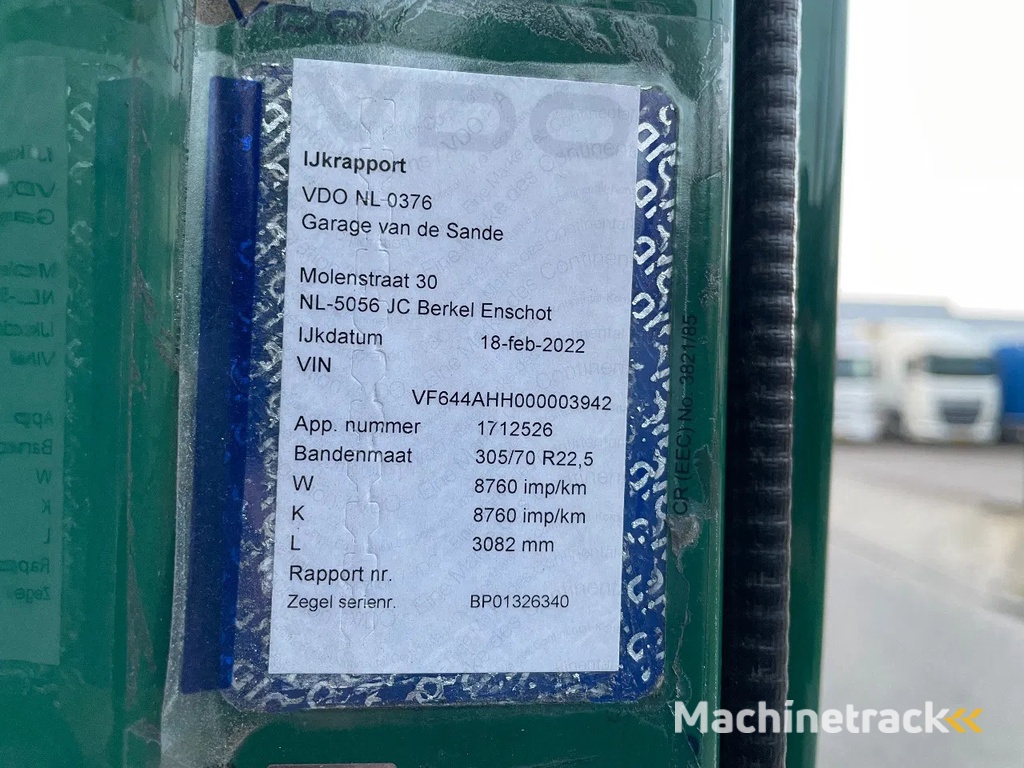 Renault Midlum 270 2010 chereau + carrier