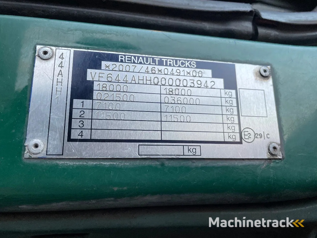 Renault Midlum 270 2010 chereau + carrier