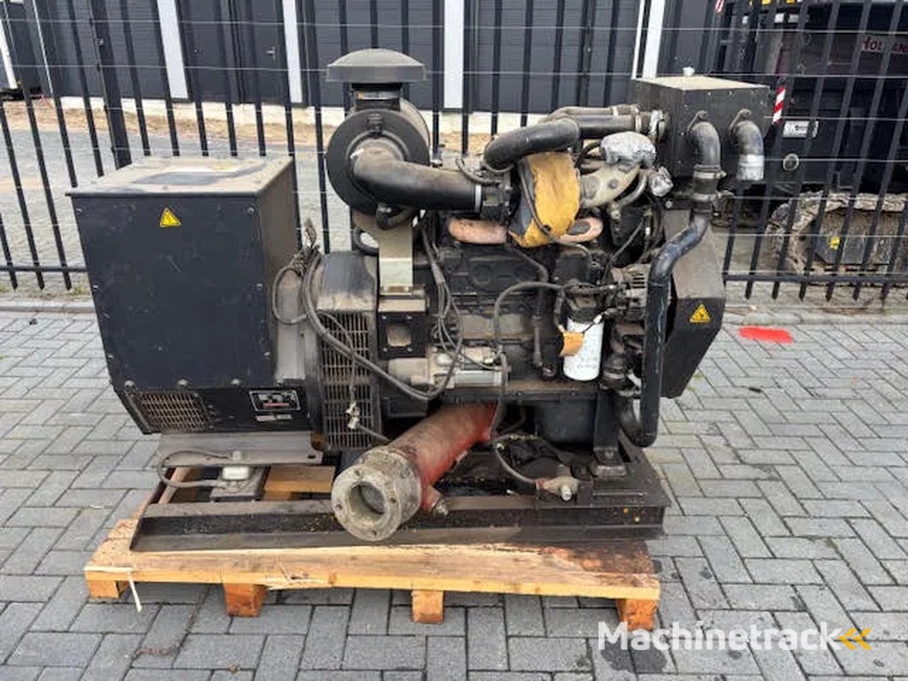 Iveco 120 K.V.A ( 2015 )