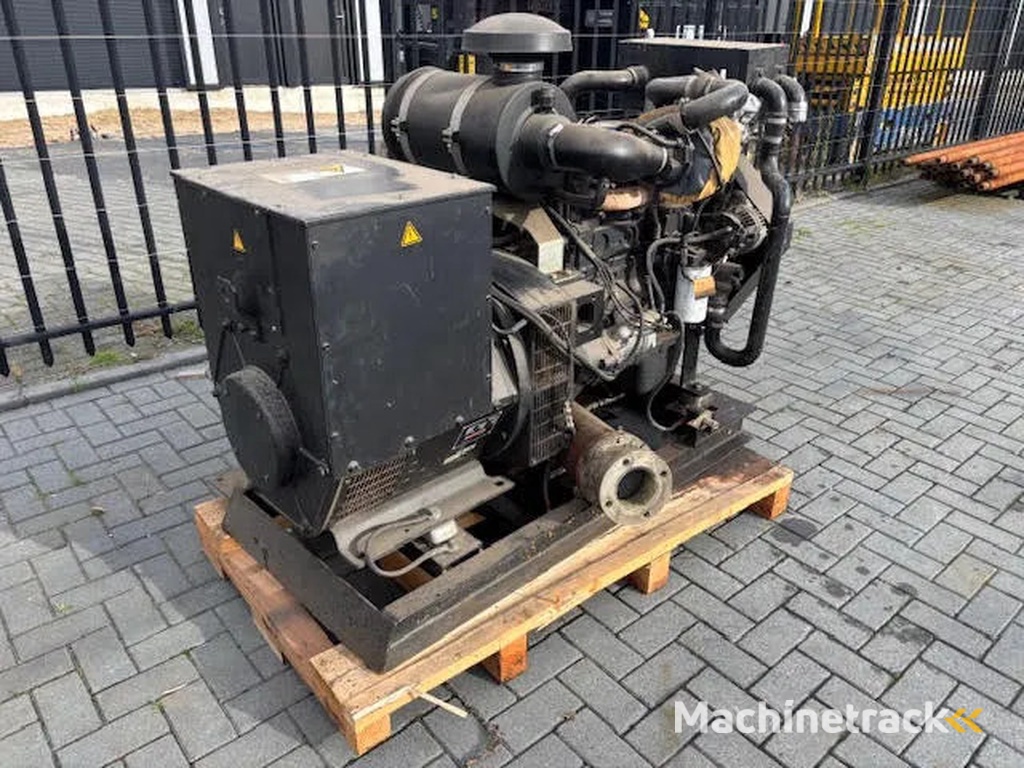 Iveco 120 K.V.A ( 2015 )