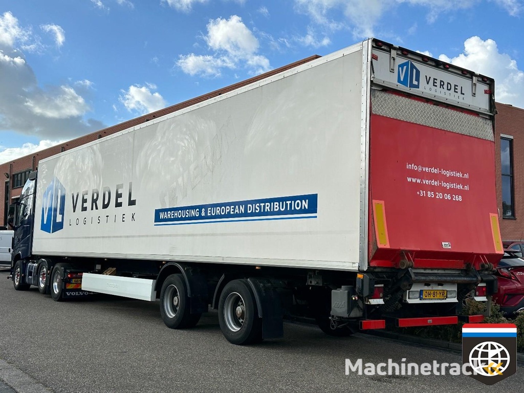 Krone SZR20 250x260 / NEW TYRES / TAILLIFT 3000 KG K1607