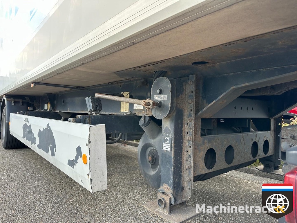 Krone SZR20 250x260 / NEW TYRES / TAILLIFT 3000 KG K1607