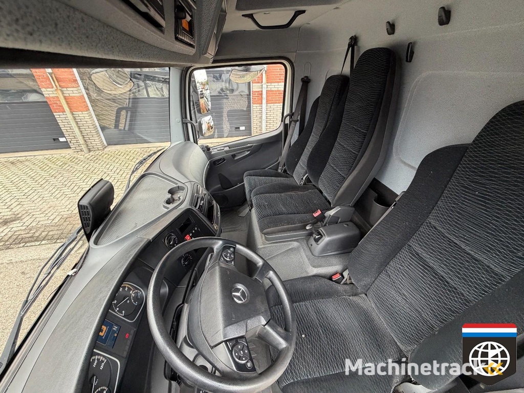 Mercedes-Benz ATEGO 818 TAIL LIFT / TACHO 2 / GOOD TYRES K1654