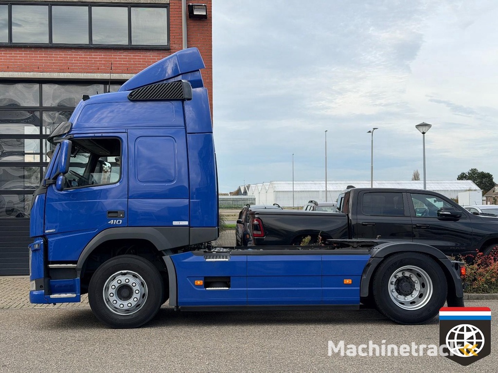 Volvo FM 410 2 X TANK / GOOD TYRES / NL TRUCK / TUV 09-26 K1657