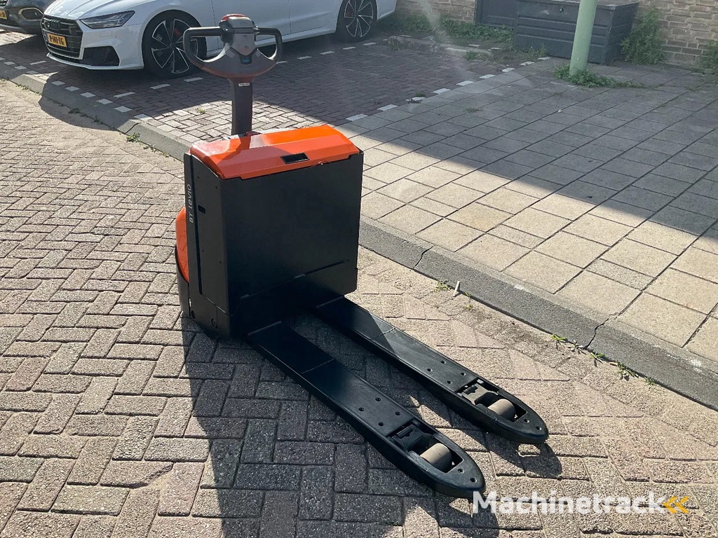 CESAB P218 1800KG PALLETWAGEN / HEFTRUCK