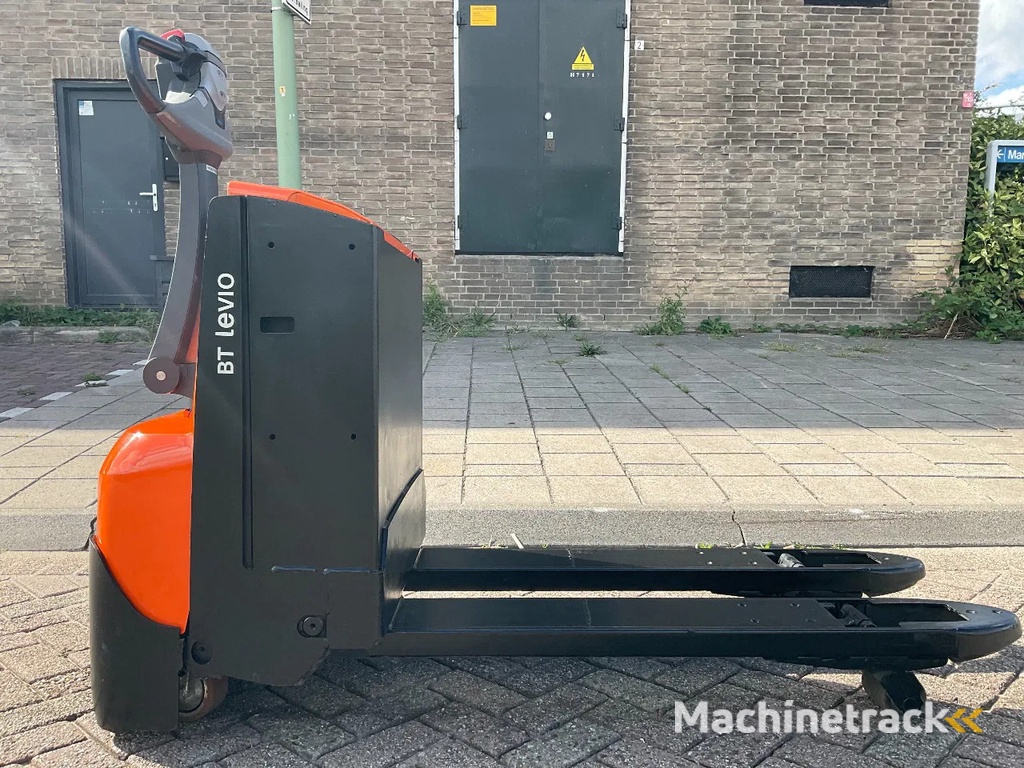 CESAB P218 1800KG PALLETWAGEN / HEFTRUCK