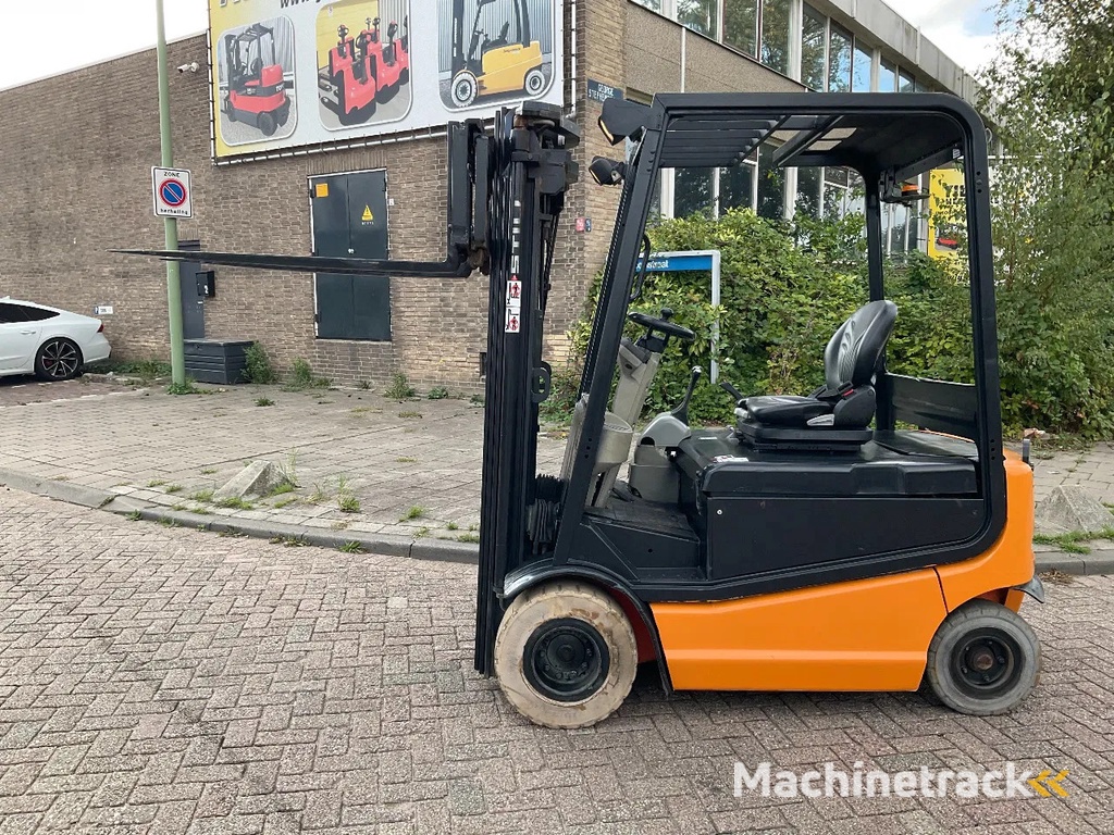 Still R60-25 2500KG 4.93METER HEFTRUCK