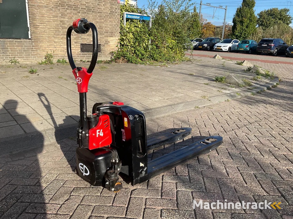 Ep F4 1500KG ELEKTRISCHE PALLETWAGEN/HEFTRUCK
