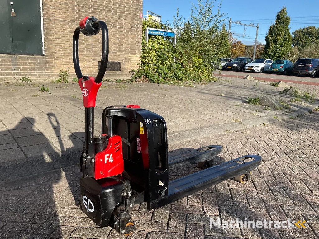 Ep F4 1500KG ELEKTRISCHE PALLETWAGEN/HEFTRUCK