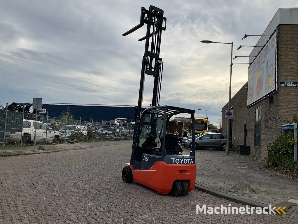 Toyota 8FBE20T 2000KG 4.70METER HEFTRUCK