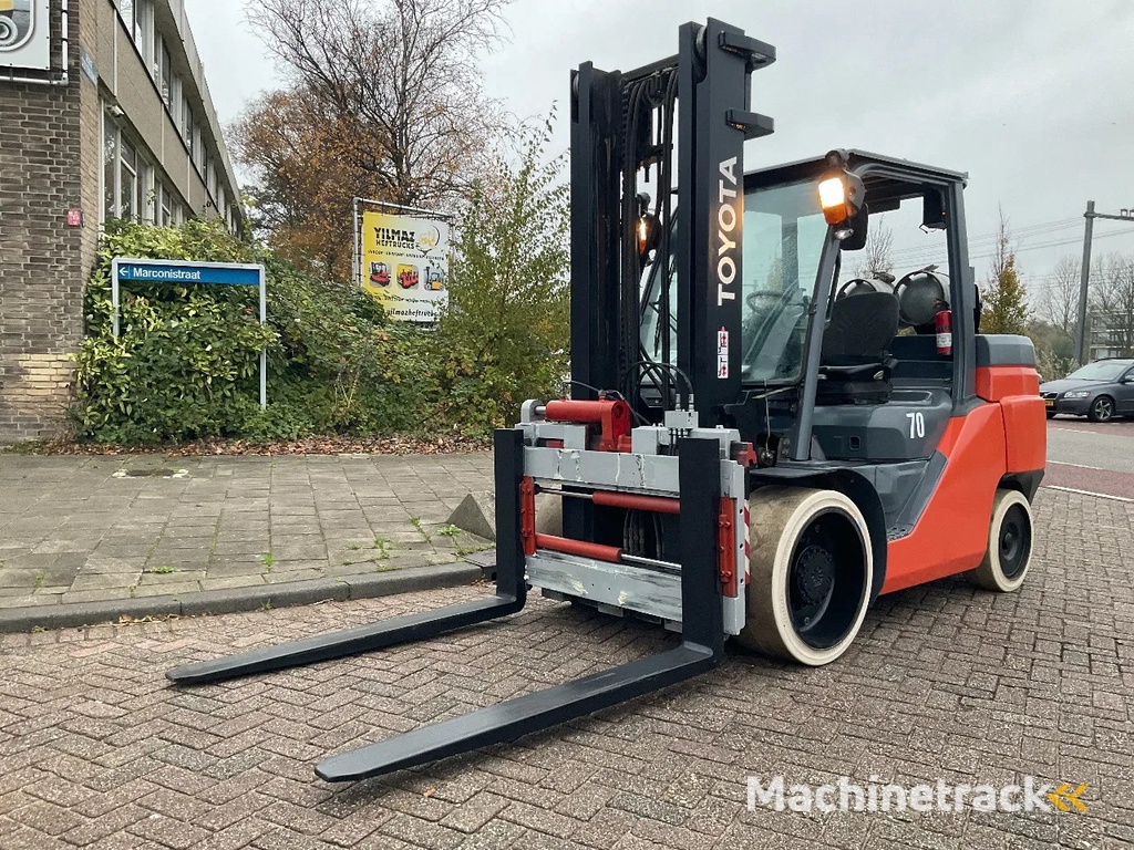 Toyota 8FBC70U 7000KG 3.30METER HEFTRUCK