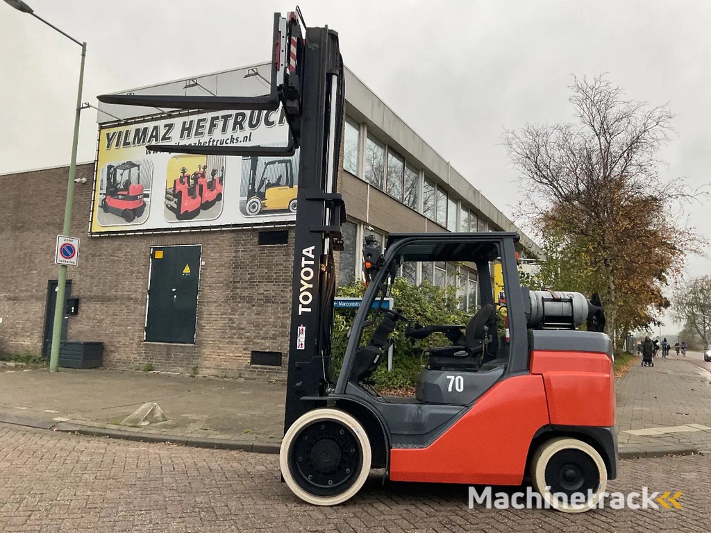 Toyota 8FBC70U 7000KG 3.30METER HEFTRUCK