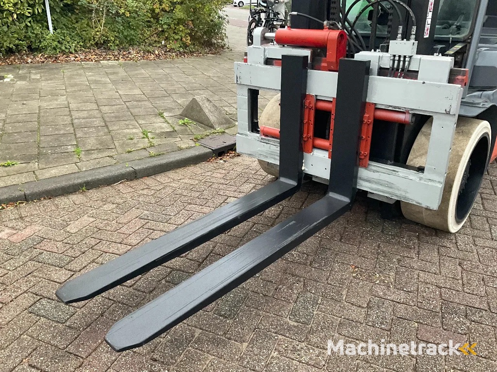 Toyota 8FBC70U 7000KG 3.30METER HEFTRUCK