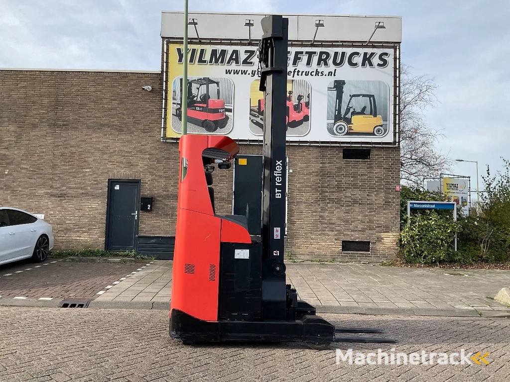 BT RRE160 1600KG 9.00METER REACHTRUCK / HEFTRUCK
