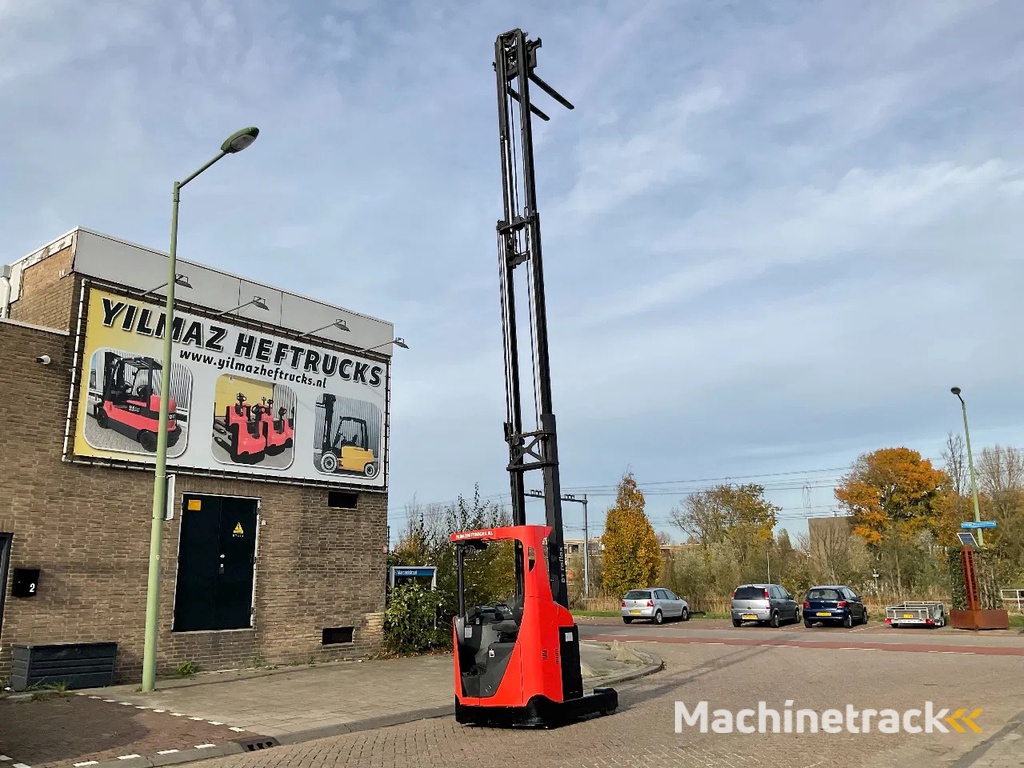 BT RRE160 1600KG 9.00METER REACHTRUCK / HEFTRUCK