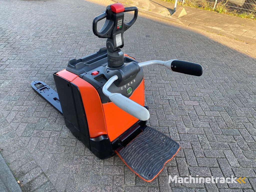 CESAB P320 2000KG PALLETWAGEN / HEFTRUCK