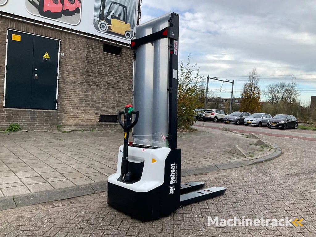 Bobcat LSM12N-I 1200KG LITHIUM INITIEEL STAPELAAR / HEFTRUCK