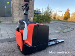 bt-lpe250-2500kg-palletwagen---heftruck