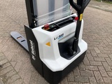 Minituur van Bobcat LSM12N-I 1200KG LITHIUM INITIEEL STAPELAAR / HEFTRUCK