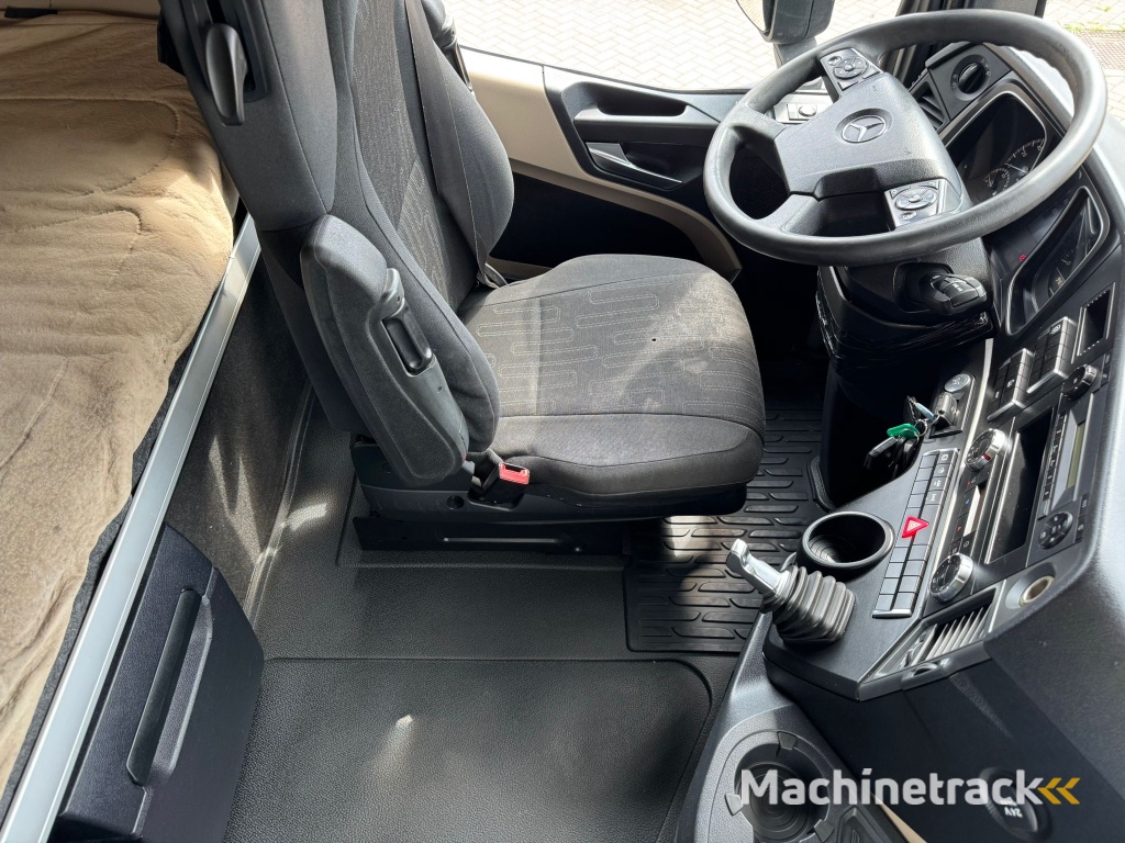 Mercedes-BenzActros 1845 / Euro 5 / 2 Tanks / 2 In Stock