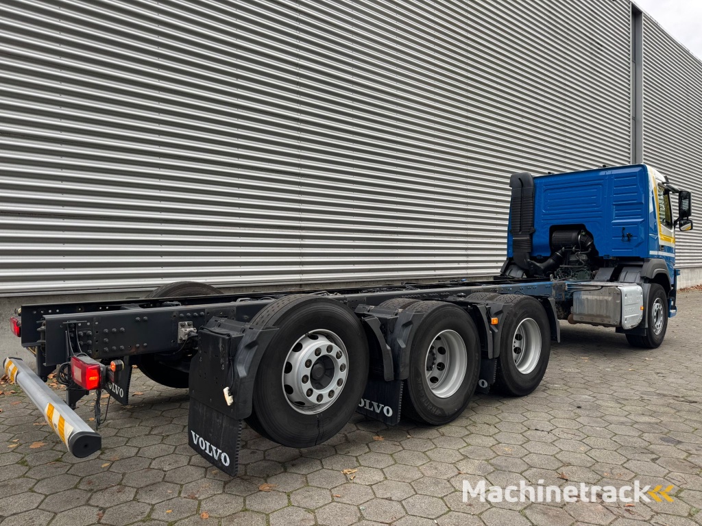 VolvoFM 410 / 8X4 / I-Shift / ADR / Tridem / TUV: 6-2026 / NL Truck