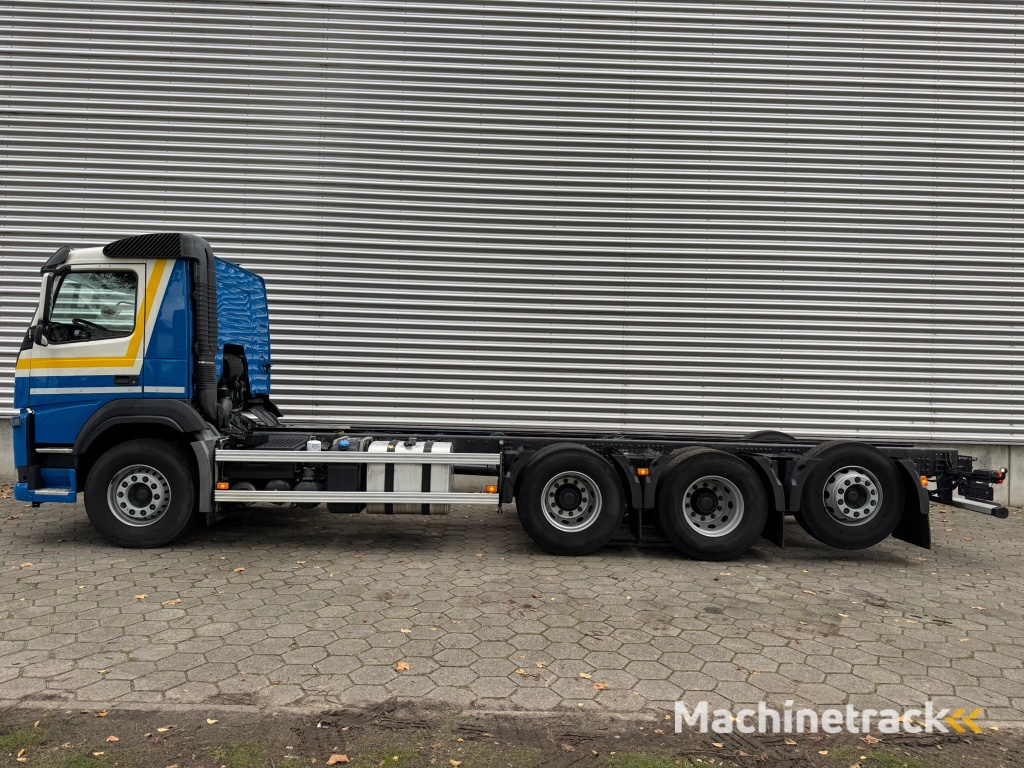 VolvoFM 410 / 8X4 / I-Shift / ADR / Tridem / TUV: 6-2026 / NL Truck