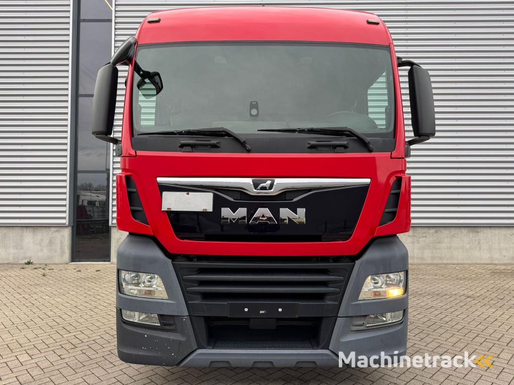 MANTGX 18.470 XLX / Euro 6D / Intarder / Night Klima / 2 Tanks  / LM VIN