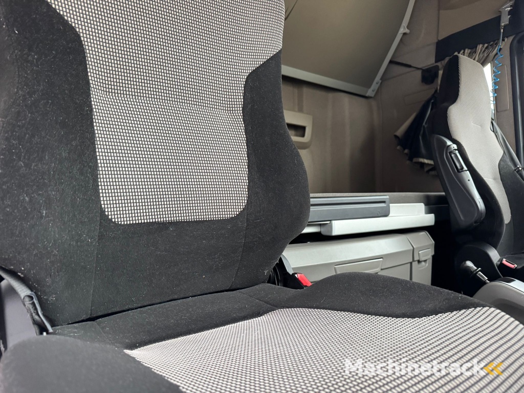 MANTGX 18.470 XLX / Euro 6D / Intarder / Night Klima / 2 Tanks  / LM VIN