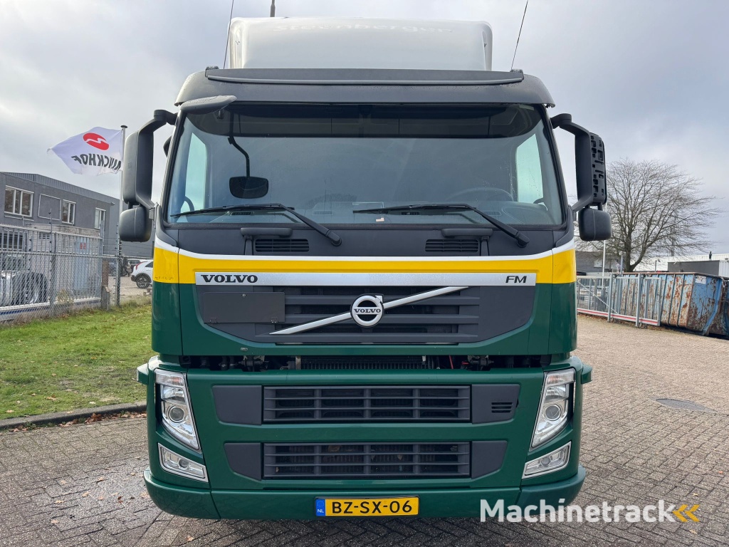 VolvoFM 330 / I-Shift / Euro 5 / TUV: 6-2025 / NL Truck